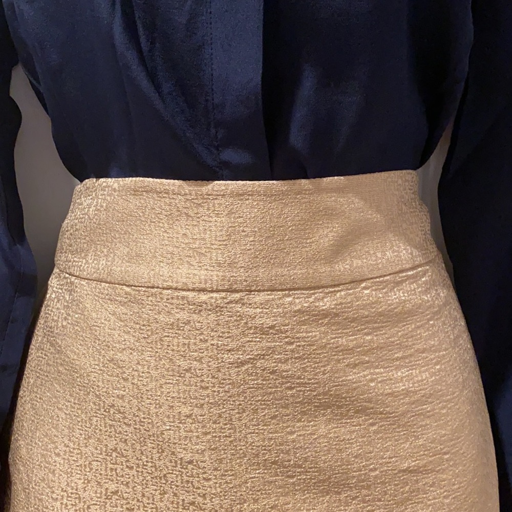 J. Crew Frosted Jacquard Silk Pencil Skirt in Gold Glitter size 4 20112 - Picture 3 of 16